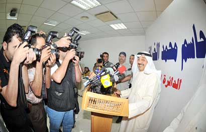 الخرافي خلال المؤتمر الصحافي