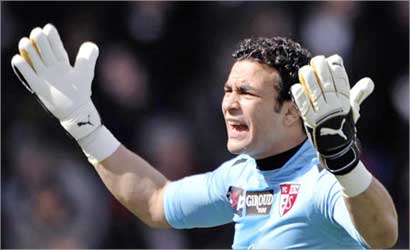 عصام الحضري