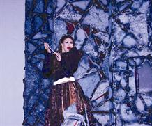 أحلام حسن في لقطة من العرض