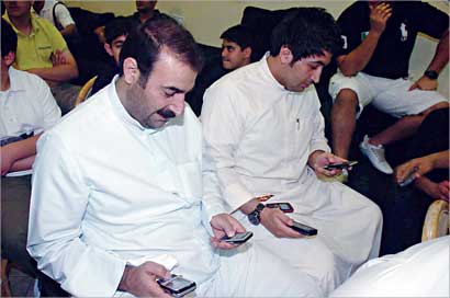 التصويت مستمر  