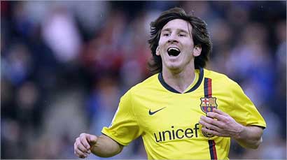 ميسي بعد تسجيله هدف المباراة الوحيد (رويترز)