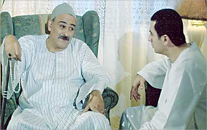 u062cu0645u0627u0644 u0633u0644u064au0645u0627u0646 u0641u064a u0644u0642u0637u0629 u0645u0646 u0645u0633u0644u0633u0644 u00abu0623u0641u0631u0627u062d u0627u0628u0644u064au0633u00bb  