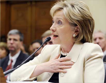 u0643u0644u064au0646u062au0648u0646 u0641u064a u062cu0644u0633u0629 u0627u0633u062au0645u0627u0639 u062du0648u0644 u0627u0644u0633u064au0627u0633u0629 u0627u0644u0623u0645u064au0631u0643u064au0629 u0623u0645u0627u0645 u0627u0644u0643u0648u0646u063au0631u0633 u0623u0645u0633 (u0623 u0641 u0628) 