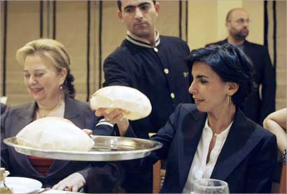 u0648u0632u064au0631u0629 u0627u0644u0639u062fu0644 u0627u0644u0641u0631u0646u0633u064au0629 u0631u0634u064au062fu0629 u062fu0627u062au064a (u0625u0644u0649 u0627u0644u064au0645u064au0646) u062au062au0646u0627u0648u0644 u0627u0644u0639u0634u0627u0621 u0641u064a u0627u062du062f u0641u0646u0627u062fu0642 u0628u064au0631u0648u062a u0627u0648u0644 u0645u0646 u0627u0645u0633 (u0627 u0641 u0628) 