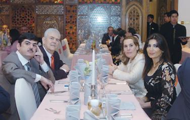 يوسف الحكيم وحرمه وسامر درويش وحرمه