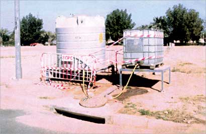 هذه مجموعة من الصور تحكي حجم المأساة البيئية والصحية التي يعيشها أهالي القطعتين (2، 3) بمنطقة غرناطة منذ ست سنوات 