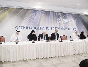 خلال المؤتمر الصحافي