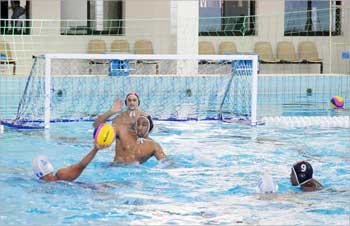 لقطة من احدى المباريات