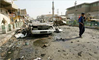 u0631u062cu0644 u0634u0631u0637u0629 u0641u064a u0645u0643u0627u0646 u0627u0646u0641u062cu0627u0631 u0633u064au0627u0631u0629 u0645u0641u062eu062eu0629 u0641u064a u0628u063au062fu0627u062f u0623u0645u0633 (u0627u0628)