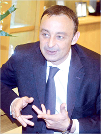 مارك بيرو مدير التسويق في كريستوفل العالمية