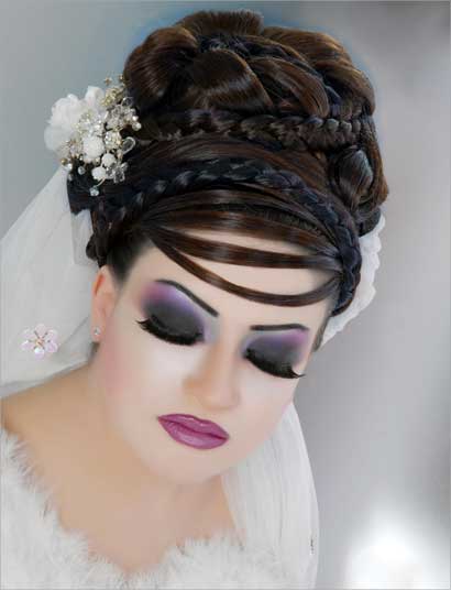 عروس بالكحل البدوي للعيون الجذابة 