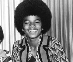 مايكل في مرحلة الطفولة