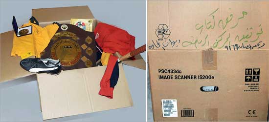 الكرتون حمل رقم 9169 صادر من ديوان المحاسبة ومحتويات الكرتون (تصوير أحمد عماد)