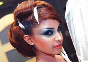  والجانب الآخر من التسريحة 