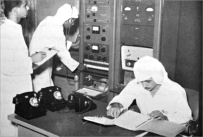 غرفة المراقبة الرئيسية في الاذاعة عام 1963