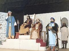 لقطة من مسرحية «سلطان للبيع»