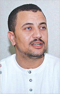 السائق خليل (تصوير دانيال هلال)