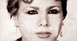 هدى عبدالمنعم قبل سفرها الى اليونان 