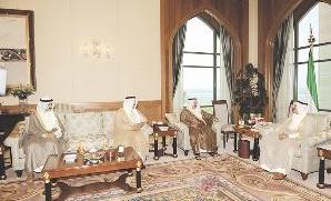 ... وأبناء الشيخ جابر الأحمد رحمه الله