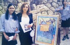 مع احدى القارئات لها