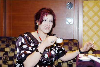 هواش وفنجان من القهوة (تصوير أحمد عماد)