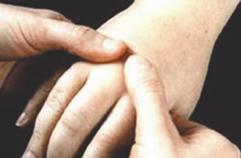 عمل التميمة