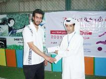 محمد الغربللي يتسلم جائزة الأفضل