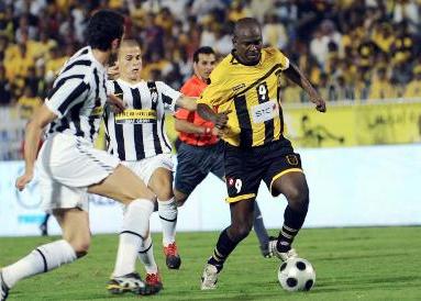 u062du0645u0632u0629 u0625u062fu0631u064au0633 u064au062au0642u062fu0645 u0628u0627u0644u0643u0631u0629 u064au0644u0627u062du0642u0647 u0644u0627u0639u0628u0648 u064au0648u0641u0646u062au0648u0633 t(u0623 u0641 u0628)