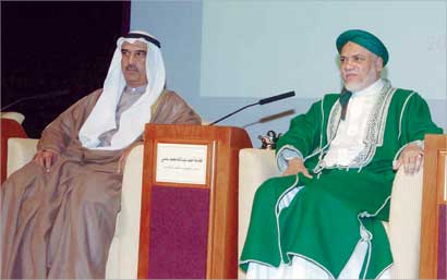 u0631u0626u064au0633 u062cu0632u0631 u0627u0644u0642u0645u0631 u0623u062du0645u062f u0639u0628u062fu0627u0644u0644u0647 u0633u0627u0645u0628u064a u0645u0639 u0639u0628u062fu0627u0644u0644u0647 u0627u0644u062du0645u064au0636u064a (u062au0635u0648u064au0631 u0646u0648u0631 u0647u0646u062fu0627u0648u064a)