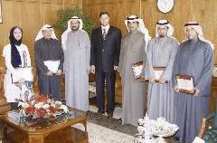 سعد العجمي وأحمد شربجي خلال التكريم