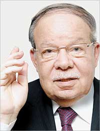 u0627u0644u062fu0643u062au0648u0631 u0623u062du0645u062f u0641u062au062du064a u0633u0631u0648u0631