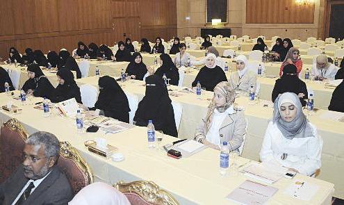 قاعة الراية غصت بالقيادات النسائية
