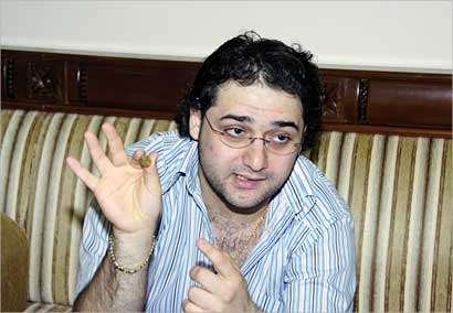  «سأبيع الفلس بخمسين ألف» (تصوير علي السالم)