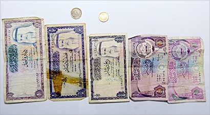 العملات الكويتية القديمة