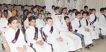 الطلبة المكرمون 	(تصوير جلال معوض)