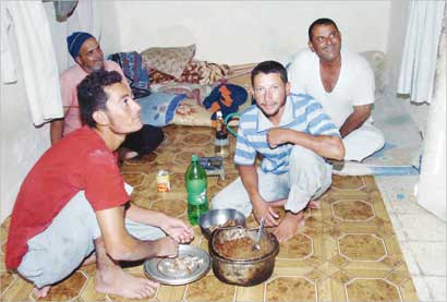 على الغداء 