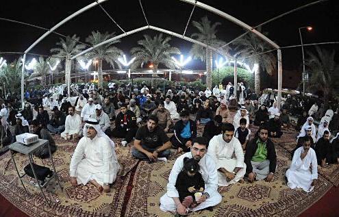 ساحة حسينية أبو الفضل العباس امتلأت بالحضور