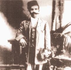 علي حسين بو خنفر ... أول سائق كويتي تدرب في بومباي