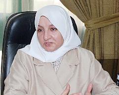 سعاد الرومي	 (تصوير أسعد عبدالله)