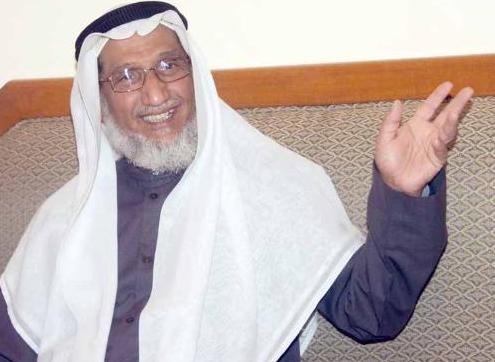 الدويلة مبتسما لعدسة «الراي»	(تصوير طارق عز الدين)