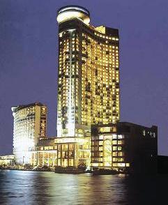 الـ «جراند حياة» على سكون النيل