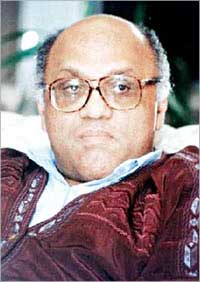 u064au0648u0633u0641 u0627u0644u0642u0639u064au062f