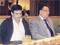 سامي محمود و الزميل الحربي