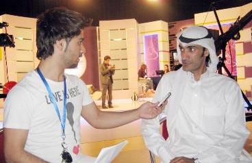 متحدثاً للزميل علاء محمود