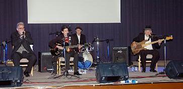 u0641u0631u064au0642 u00abu0627u0644u0628u0644u0648u0632u00bbt (u062au0635u0648u064au0631 u0637u0627u0631u0642 u0639u0632 u0627u0644u062fu064au0646)r