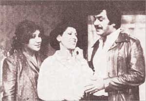 1 - سعاد مع عبدالحسين ومريم الصالح في «درس خصوصي»