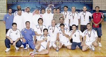 u0644u0627u0639u0628u0648 u0627u0644u062fu0641u0627u0639 u0641u064a u0644u0642u0637u0629 u062cu0645u0627u0639u064au0629