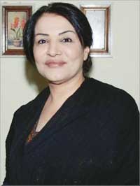 امل عبدالكريم. 