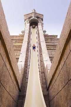 مغامرة في المنطقة الهرمية البابلية