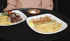 بعض الأطباق المميزة 	 (تصوير جلال معوض)